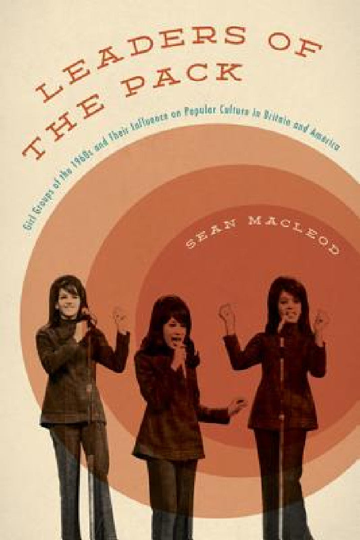 Buy Leaders of the Pack (English, Sean MacLeod) — BookShops.in