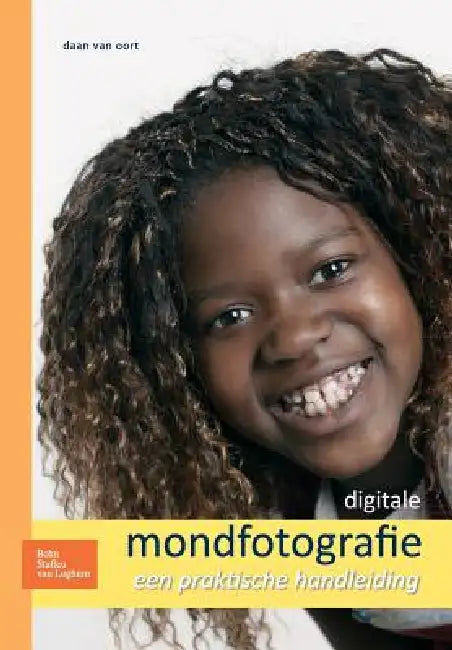 Buy Digitale Mondfotografie (English, Daan Van Oort) — BookShops.in